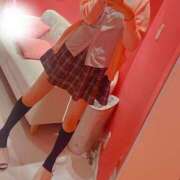 みなも 絶対領域ね コスプレ痴漢電車