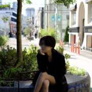 ヒメ日記 2025/11/05 08:05 投稿 せな メイドde本舗