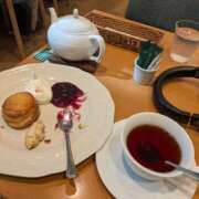 のほ 食べかけスコーンとお嬢様ごっこですわ〜！！ ハピネス＆ドリーム福岡