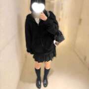 ヒメ日記 2025/12/28 09:26 投稿 立花 しゅな 妄想する女学生たち 梅田校