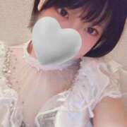 ゆい 本日います（╹◡╹）💛 アメリカンクリスタル