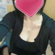 えりか 10/8 出勤しました🩷 19:00~🈳あり 新小岩デリヘル ラブセレクション