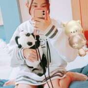 ヒメ日記 2026/03/23 23:30 投稿 キンモクセイ 飾窓