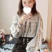 ヒメ日記 2026/04/12 10:00 投稿 キンモクセイ 飾窓