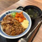 水島れいな★ お仕事終わりにお腹いっぱい😋 elumo(エルモ)