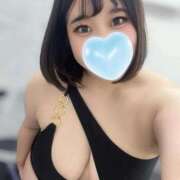 すず お会いできたらたくさん🥰💭 白いぽっちゃりさん五反田店