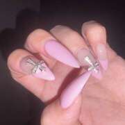 ここ 本日ここ出勤してます みつばちマーヤZ