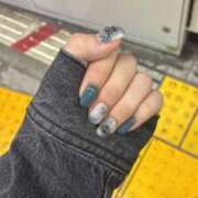 ここみ ネイル変えたよ💅 俺のKissリフレ