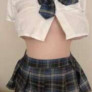 ヒメ日記 2025/12/27 23:49 投稿 葉月 かりな E+アイドルスクール　大阪・日本橋店