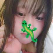 ひなの 出勤〜！ ぽっちゃりデリヘル倶楽部