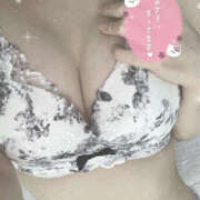 しおん おはよ🤍 素人しか勝たん！柏店（超恋人型空間デリヘル）