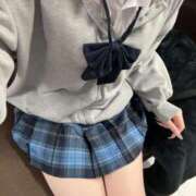 ありす 雨☔️ 学校帰りの妹に手コキしてもらった件 梅田