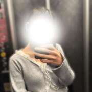 ヒメ日記 2025/10/23 21:46 投稿 岸辺れい とびきりかわいい専門～You:More～