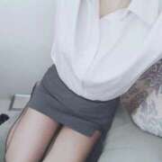 ヒメ日記 2025/11/04 11:23 投稿 冬月　こころ OLピンクコレクション