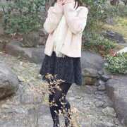 ヒメ日記 2025/12/29 16:55 投稿 いろは パンチラJK