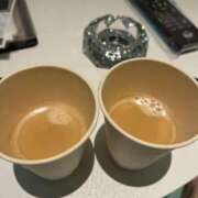 にゃん 飲み比べ☕𓈒𓏸︎︎︎︎ フロンティア