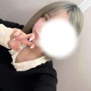 【めい】敏感即濡れキレカワ系 おはよん☀️ コーチと私と、ビート板･･･