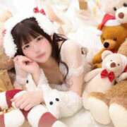 えま 埋もれてます🧸 The White