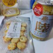 かな 遅刻、ちこくぅ！🍞※投稿が Grace東京