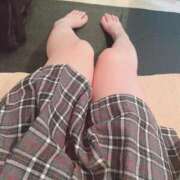 まお（業界未経験SS級美少女） おぼれましたね笑 おクンニ天国～Rising Group～