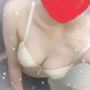 ヒメ日記 2025/10/30 11:41 投稿 浜辺なぎさ 全裸にされた女たちor欲しがり痴漢電車