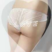 ヒメ日記 2025/10/30 22:59 投稿 浜辺なぎさ 全裸にされた女たちor欲しがり痴漢電車