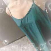 ヒメ日記 2025/11/13 00:21 投稿 浜辺なぎさ 全裸にされた女たちor欲しがり痴漢電車