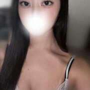 ひびき 出勤♩ 金の玉クラブ池袋～密着睾丸マッサージ～