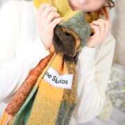 かな おぱよ The White