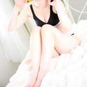 かな あめあめ The White