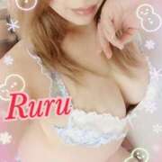 るる 髪型変わったよ🍒 成田人妻花壇