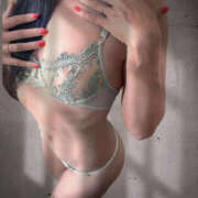 ヒメ日記 2025/10/09 16:00 投稿 まりな WHITE(ホワイト)