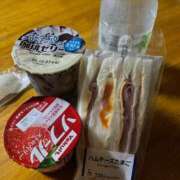 小野町　れいな 夜食！ Mの世界