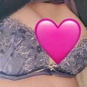 優里【ユリ】 おはよ🥀 輝女