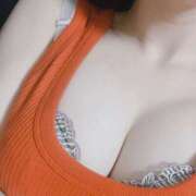 藤月　なな ユ○クロ AROMAGE（アロマージュ）