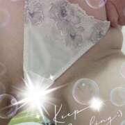 ヒメ日記 2025/10/11 21:43 投稿 のぞみ 逢って30秒で即尺