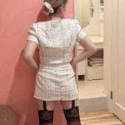 ヒメ日記 2025/11/21 19:38 投稿 のぞみ 逢って30秒で即尺