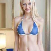 ヒメ日記 2025/10/03 14:48 投稿 リンダ ブルームーン青い月