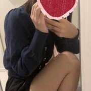 ヒメ日記 2025/11/01 22:41 投稿 久保 あゆな メルビス＆アトリアーナ