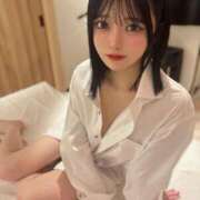 あむ 彼シャツ🩷 キューティーハニー