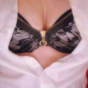 ヒメ日記 2026/01/04 11:00 投稿 稗田めいさ 全裸にされた女たちor欲しがり痴漢電車