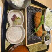 ヒメ日記 2025/10/04 14:27 投稿 本条 まみ リップスティック