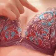 ヒメ日記 2025/11/02 12:09 投稿 本条 まみ リップスティック