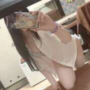 日奈森ひより 出勤してます！ スタイリッシュ秘書