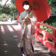 ヒメ日記 2025/12/30 06:36 投稿 三木せつな 全裸美女からのカゲキな誘惑