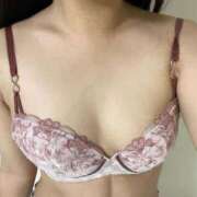 ヒメ日記 2025/10/03 22:27 投稿 もも ちょこMOCA