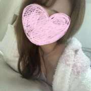 りえ【抱けるパイパン嬢】 おはよん♡♡ Secret Service ～貴方とだけの秘密の無料オプション～