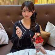 しおん 3じ E+アイドルスクール新宿・歌舞伎町店