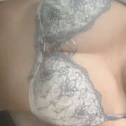 ツバキ いるよ！！！ 飾窓