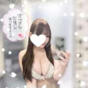 ヒメ日記 2025/10/08 13:37 投稿 菜森もにか ハプニング痴漢電車or全裸入室